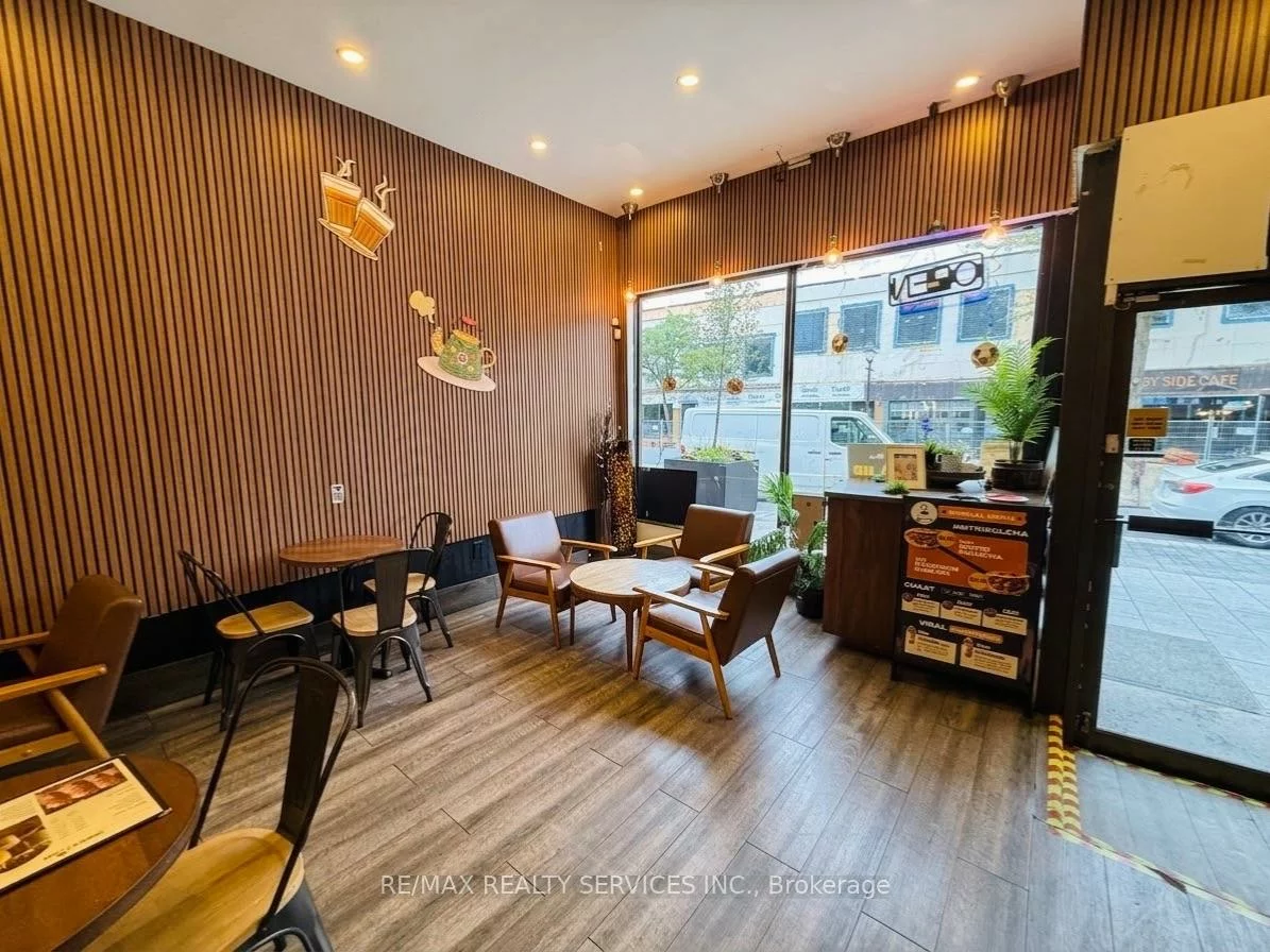 13, Queen, Downtown Brampton, Brampton