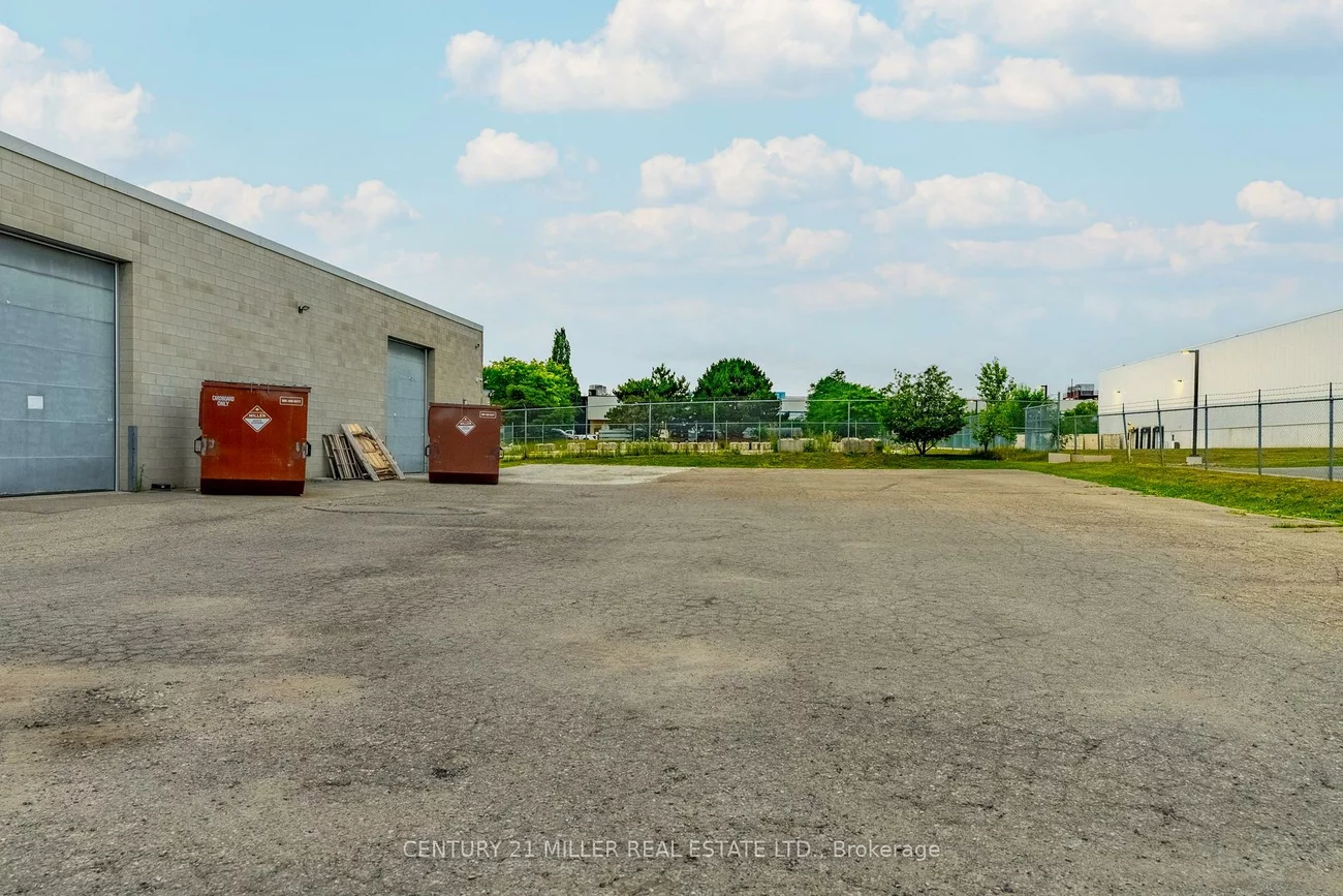 4, Carson, Bramalea South Industrial, Brampton