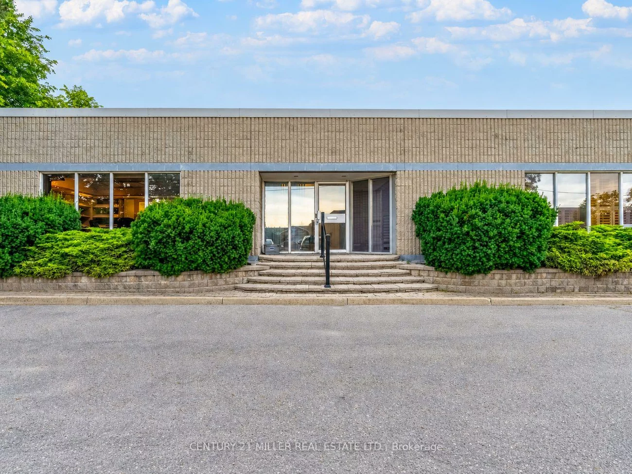 4, Carson, Bramalea South Industrial, Brampton