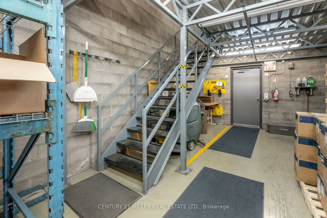 4, Carson, Bramalea South Industrial, Brampton