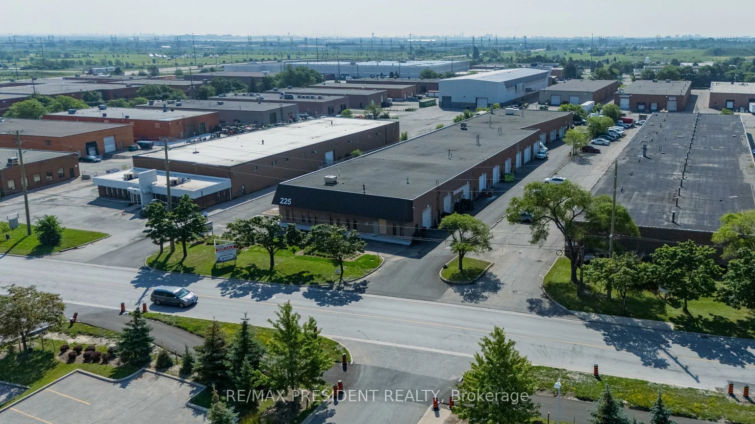 225, Advance, Steeles Industrial, Brampton