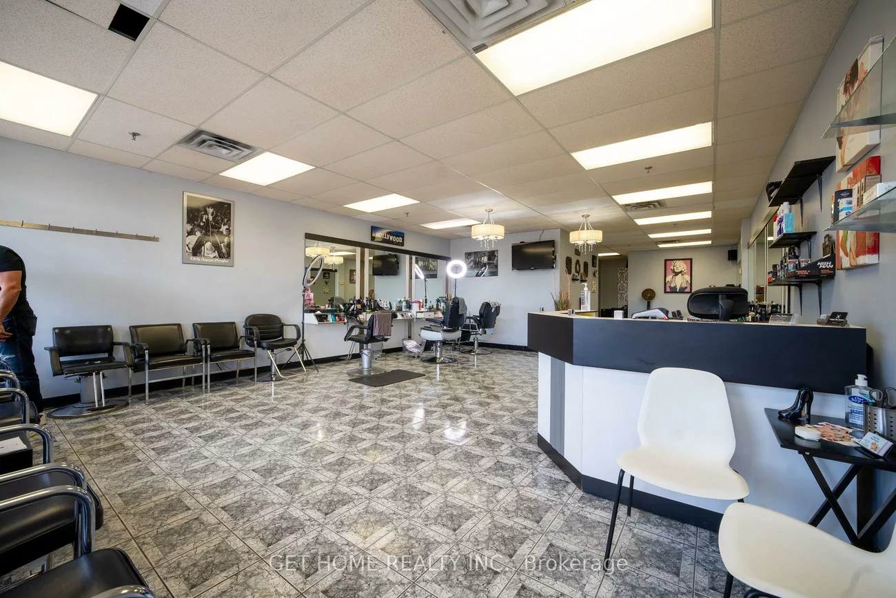 27, Ruth, Heart Lake West, Brampton