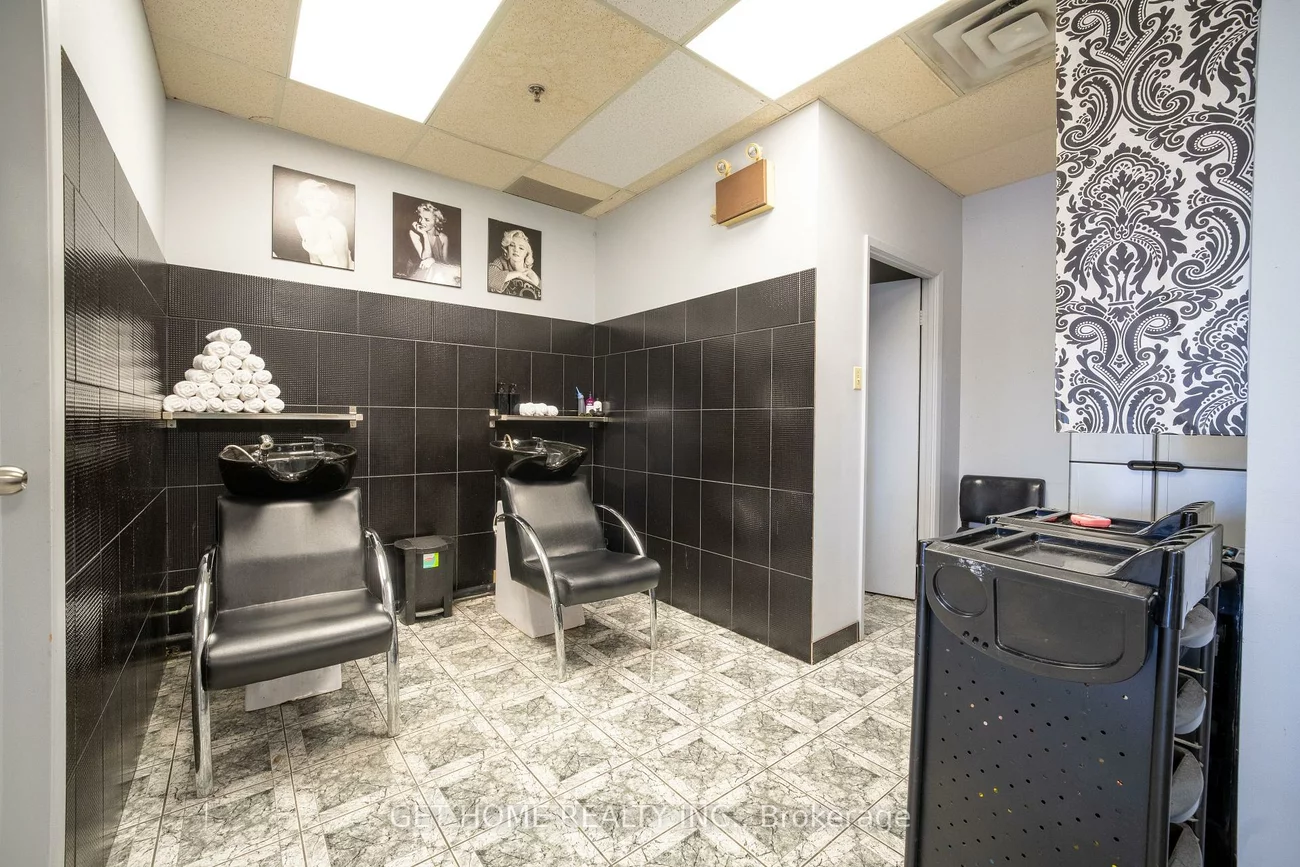 27, Ruth, Heart Lake West, Brampton