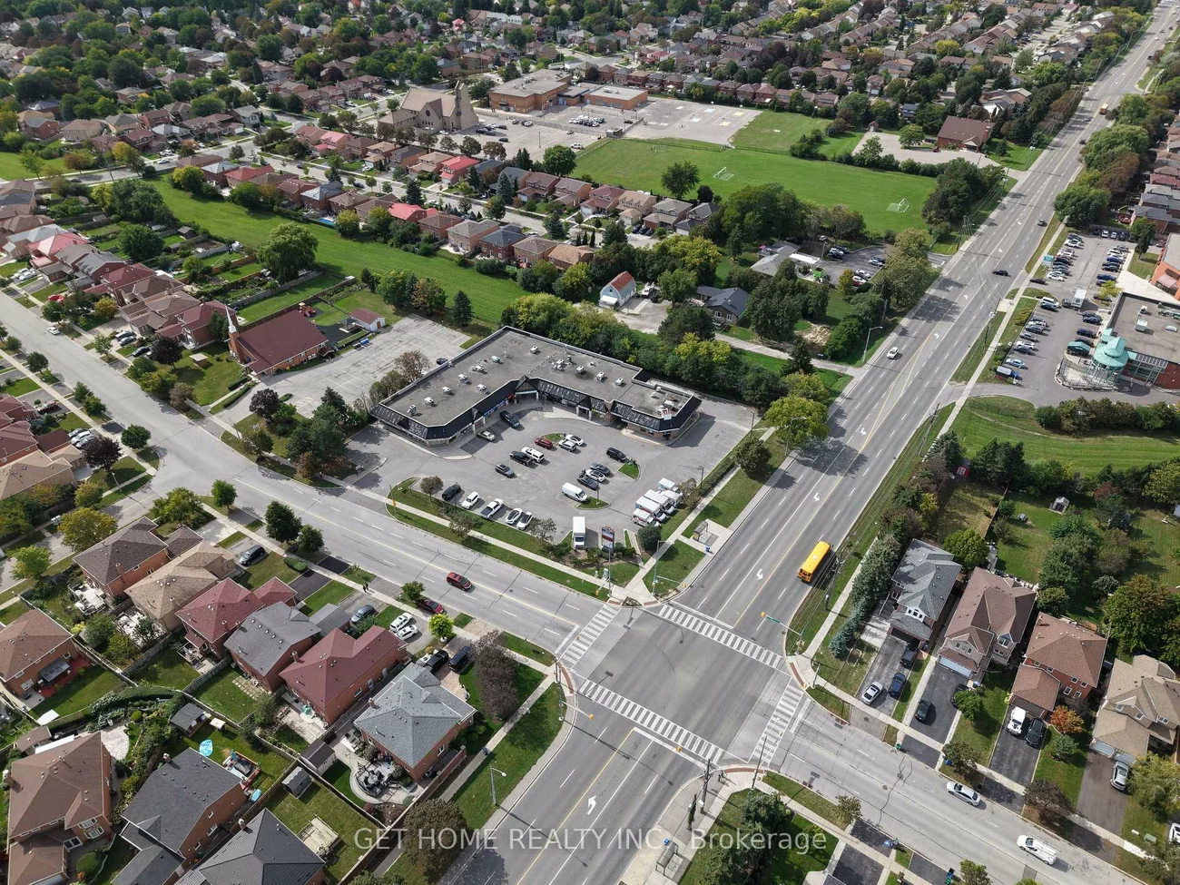 27, Ruth, Heart Lake West, Brampton