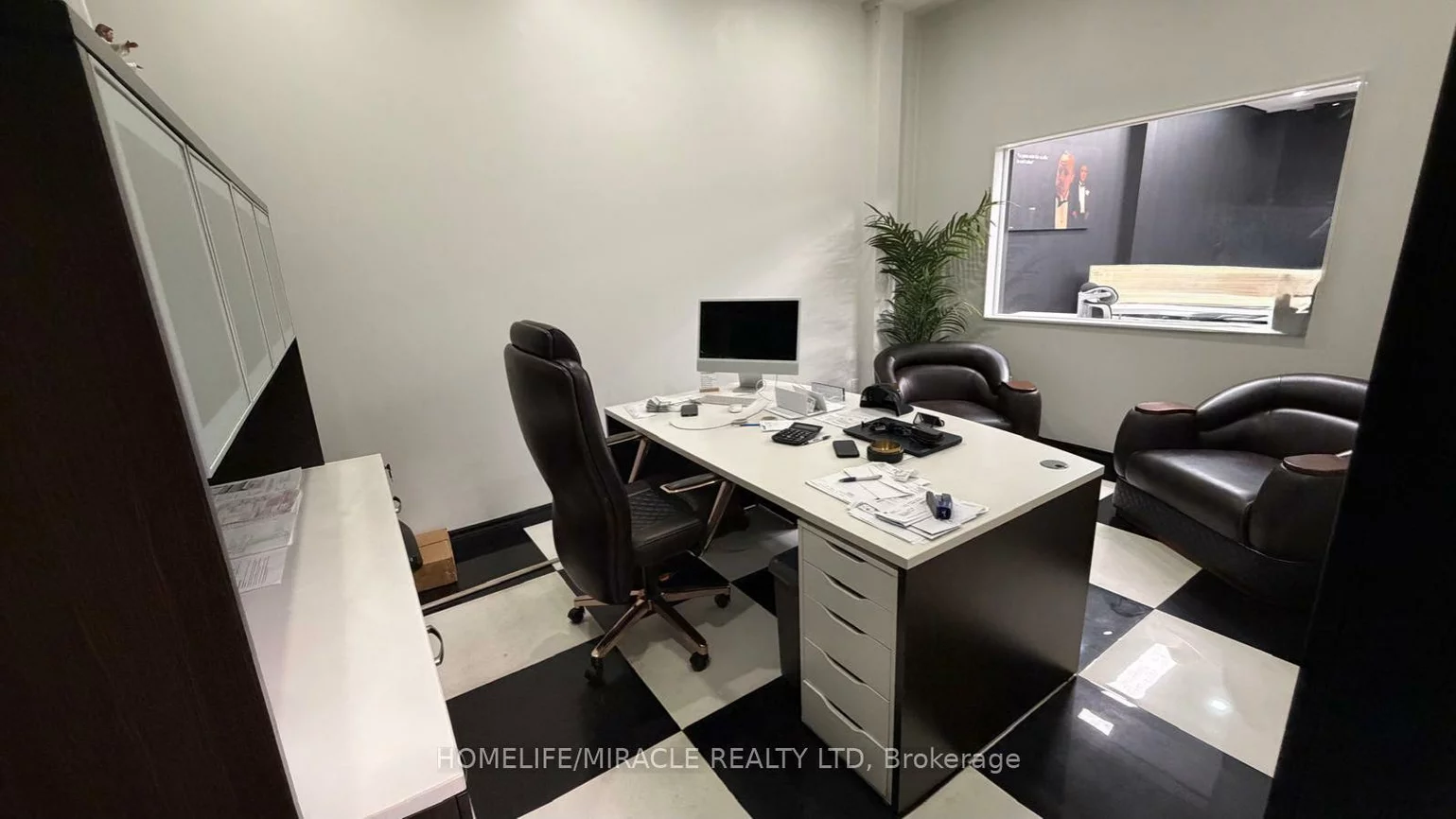 101, Glidden, Bramalea West Industrial, Brampton