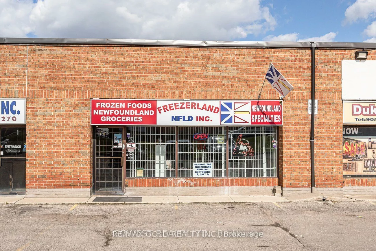8, Strathearn, Steeles Industrial, Brampton