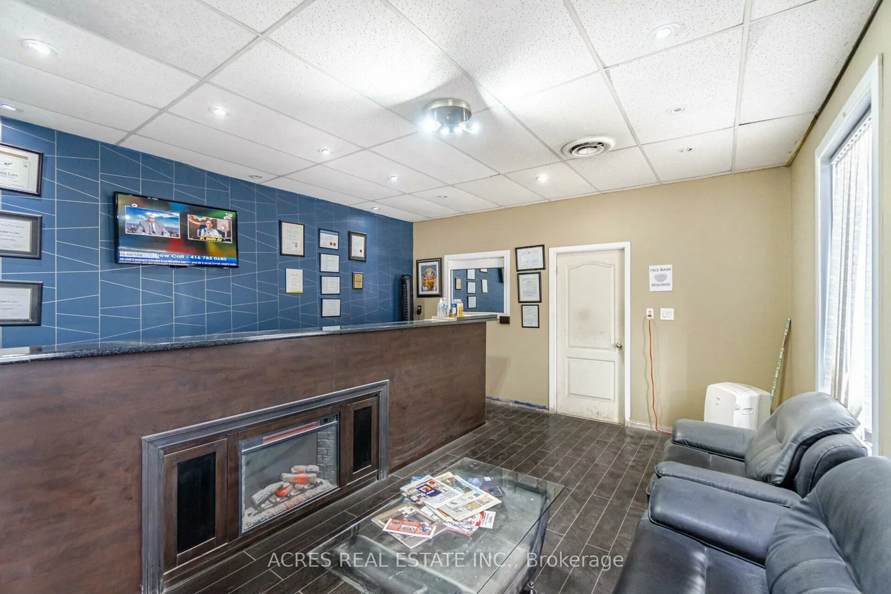 26, Bramsteele, Brampton East Industrial, Brampton