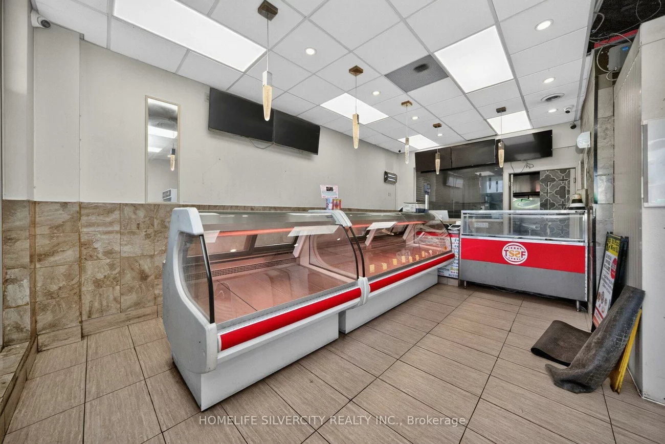 10990, Chinguacousy, Fletcher's Meadow, Brampton