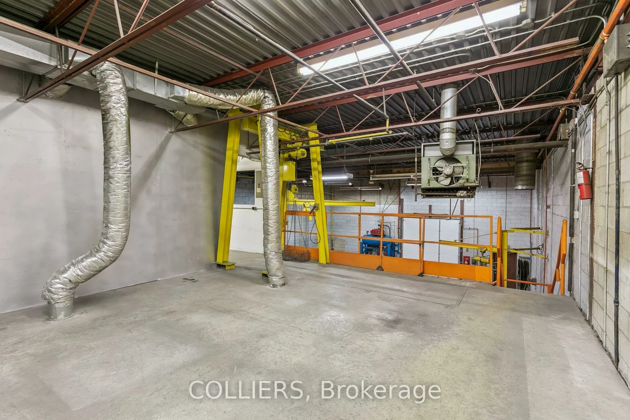 21, Kenview, Parkway Belt Industrial Area, Brampton
