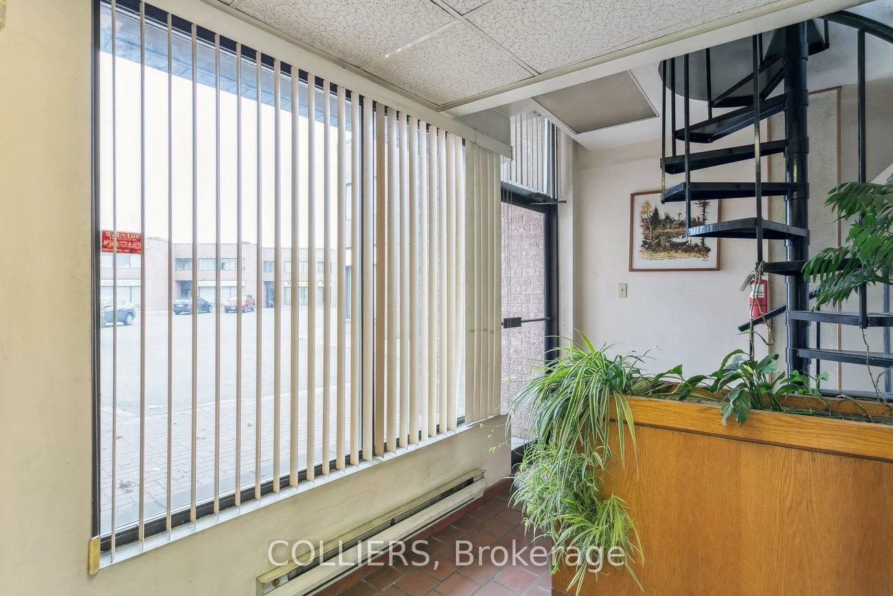 21, Kenview, Parkway Belt Industrial Area, Brampton