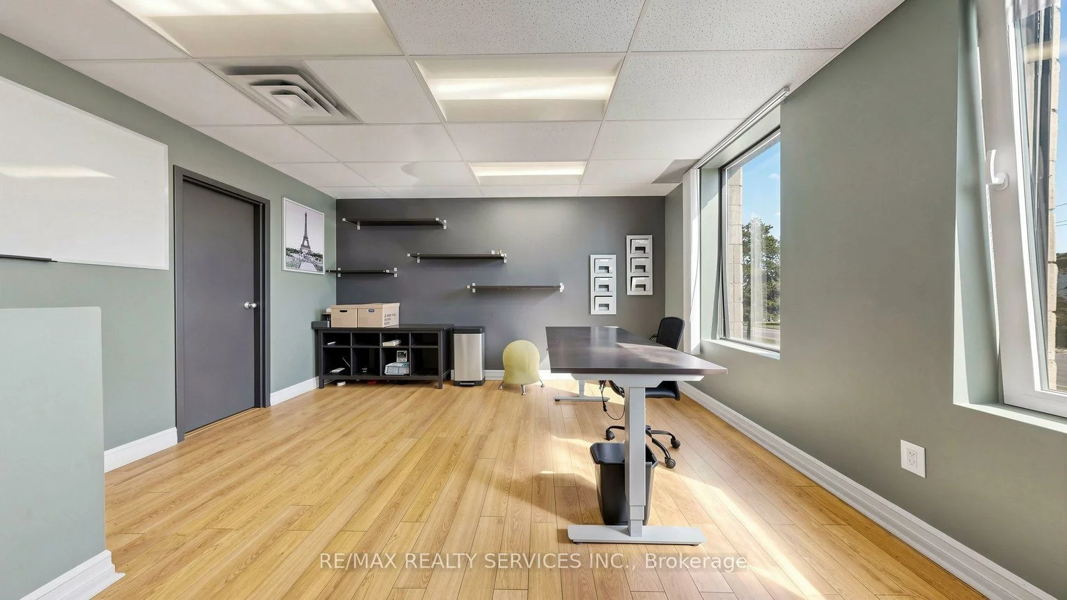 44, Automatic, Gore Industrial North, Brampton