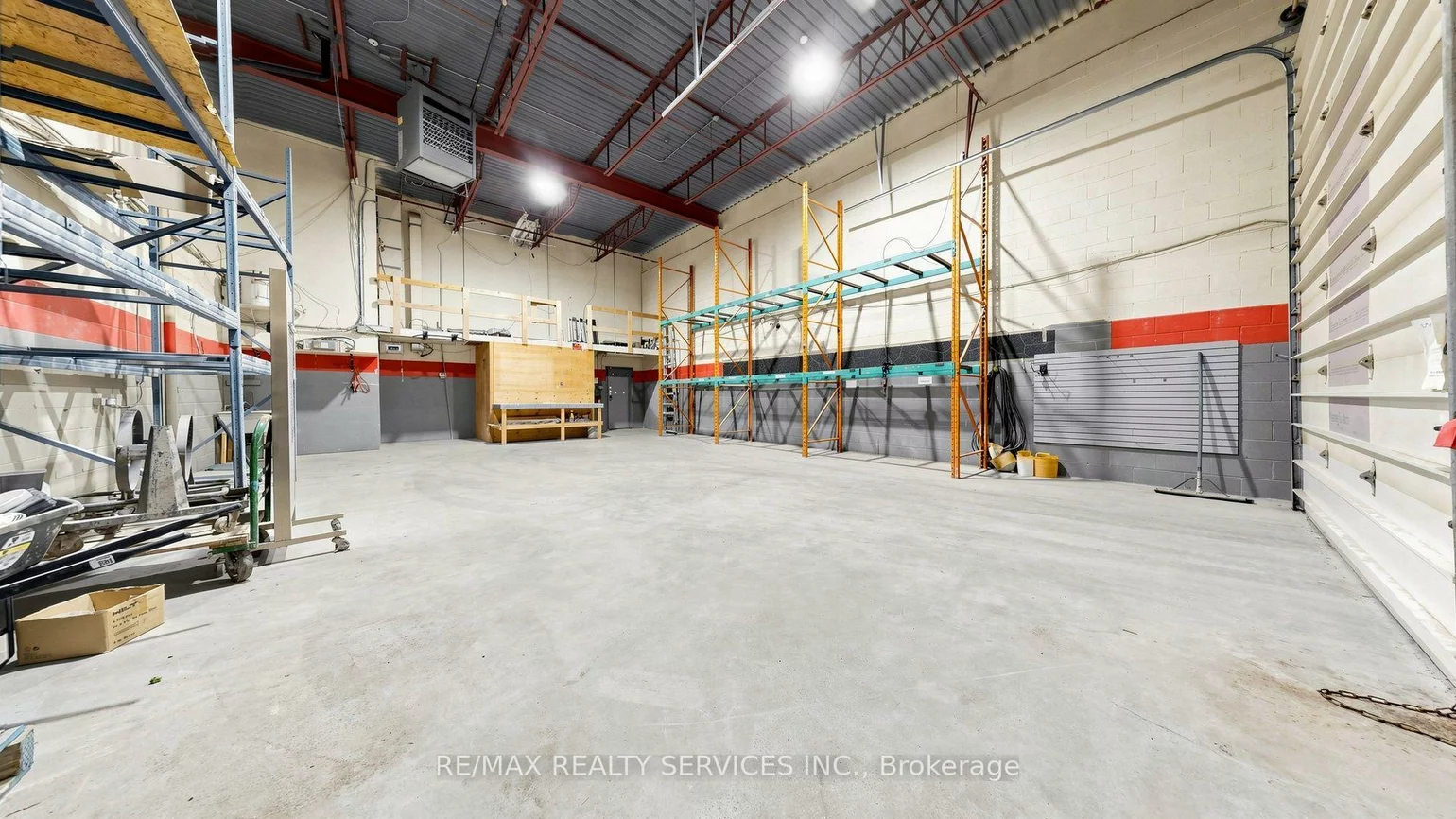 44, Automatic, Gore Industrial North, Brampton