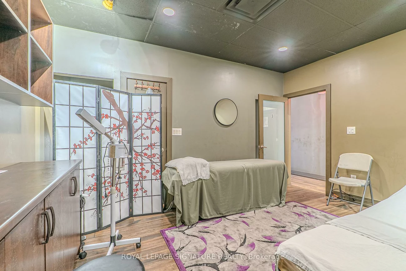 18, Corporation, Bramalea North Industrial, Brampton