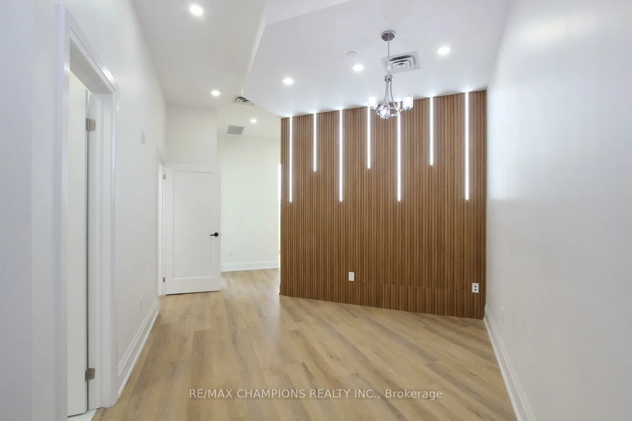 6475, Mayfield, Vales of Castlemore North, Brampton