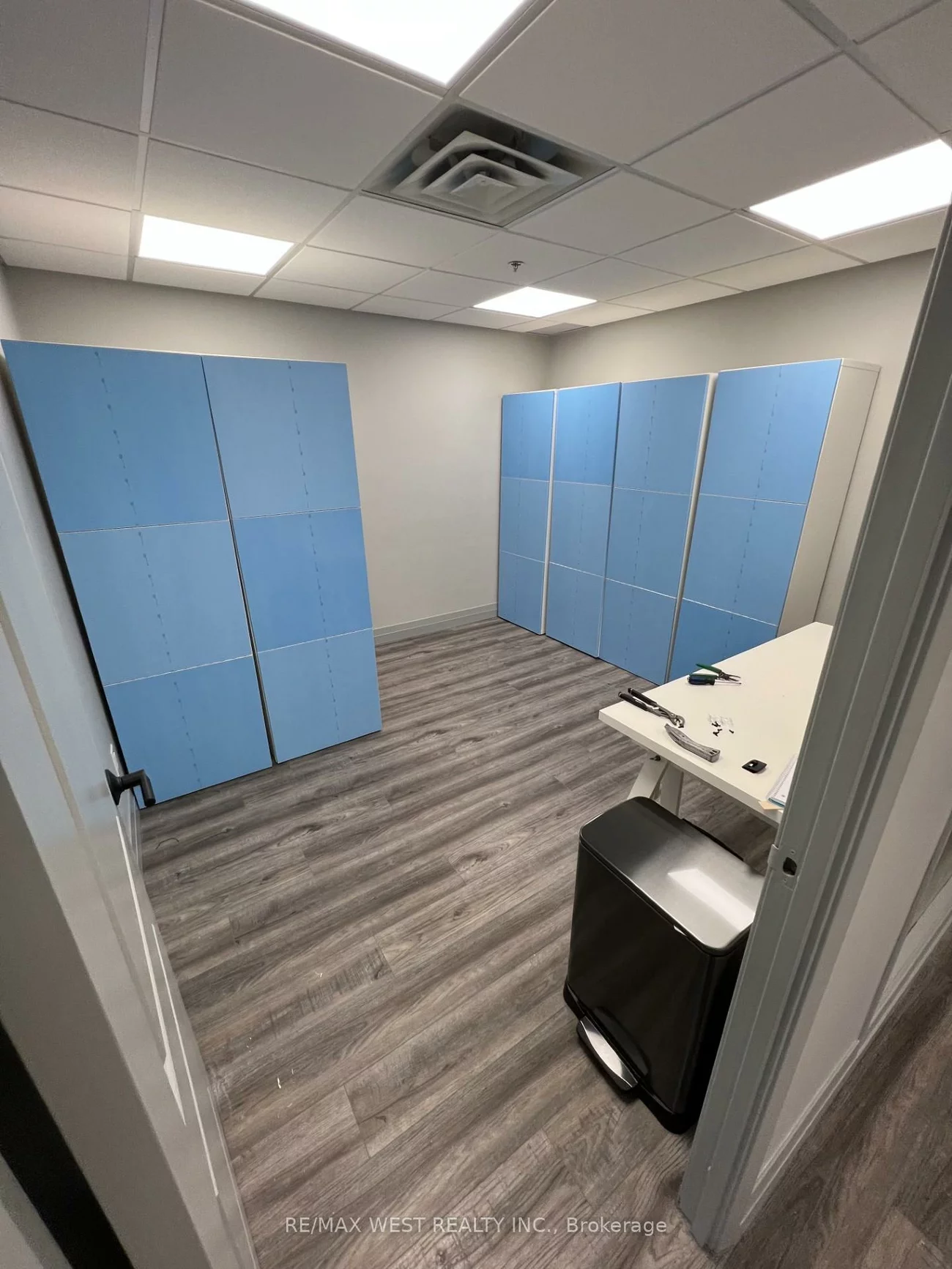 1, Marconi, Bolton West, Caledon