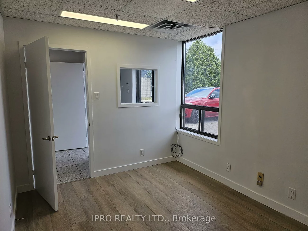 1, Marconi, Bolton West, Caledon
