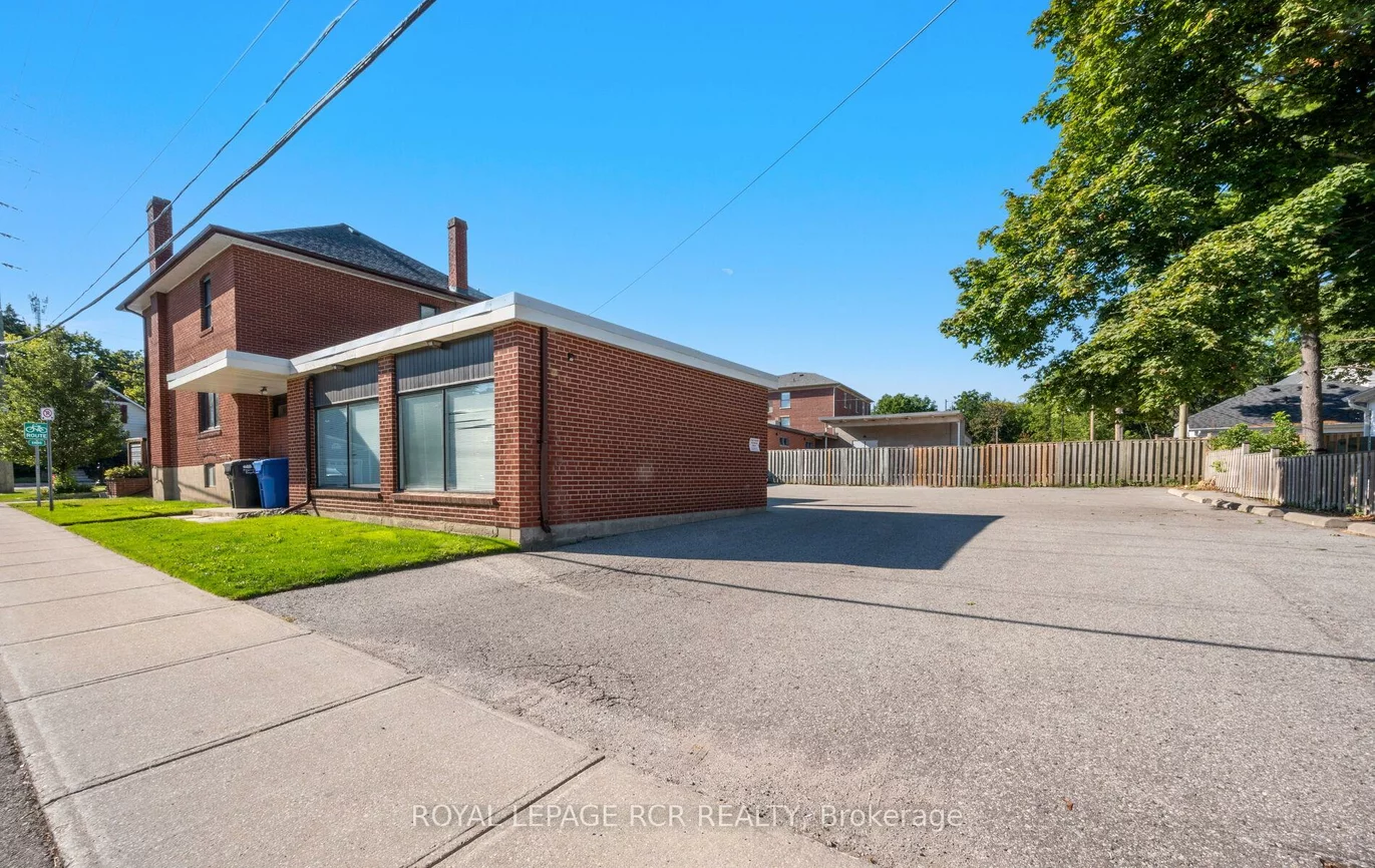 33, King, Bolton West, Caledon