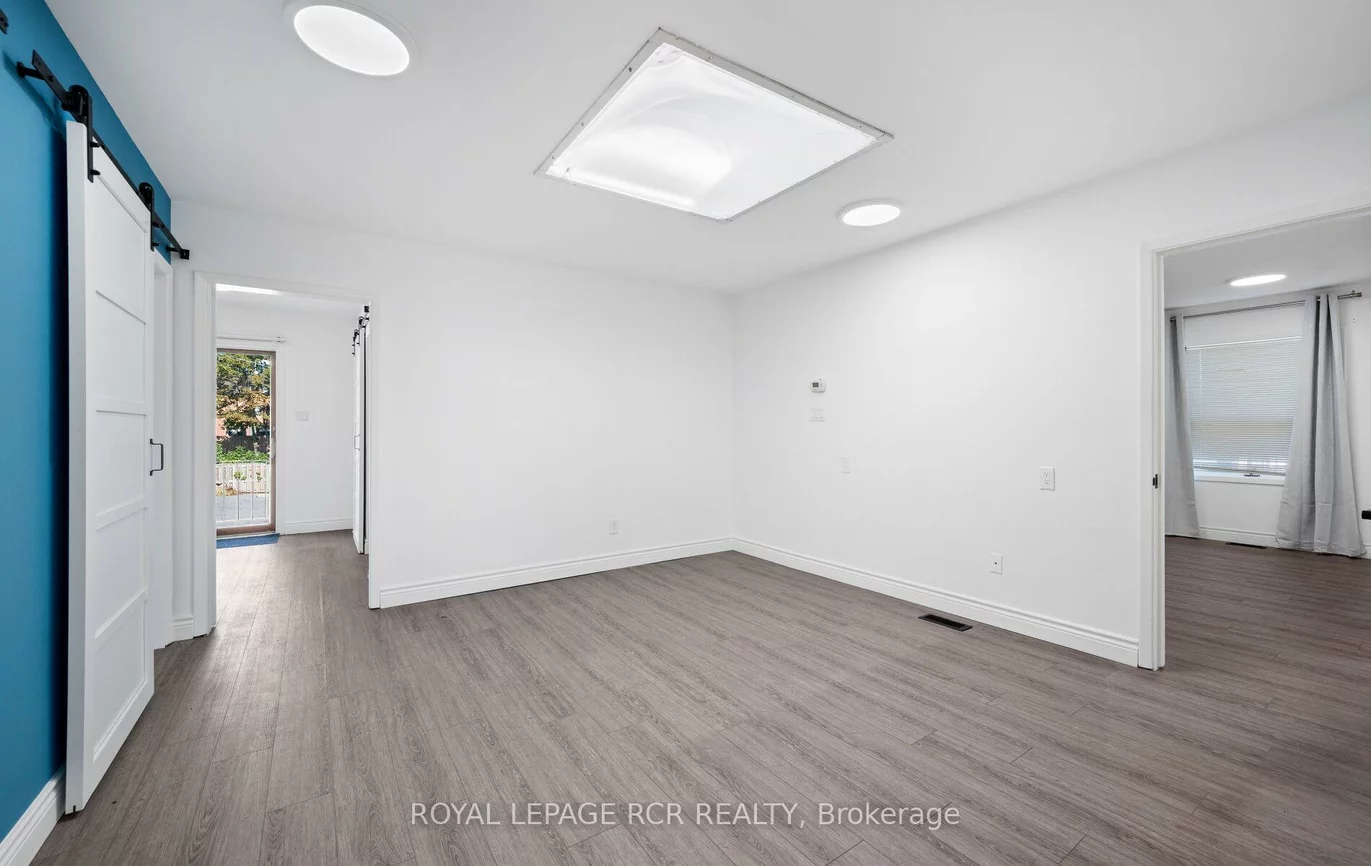 33, King, Bolton West, Caledon