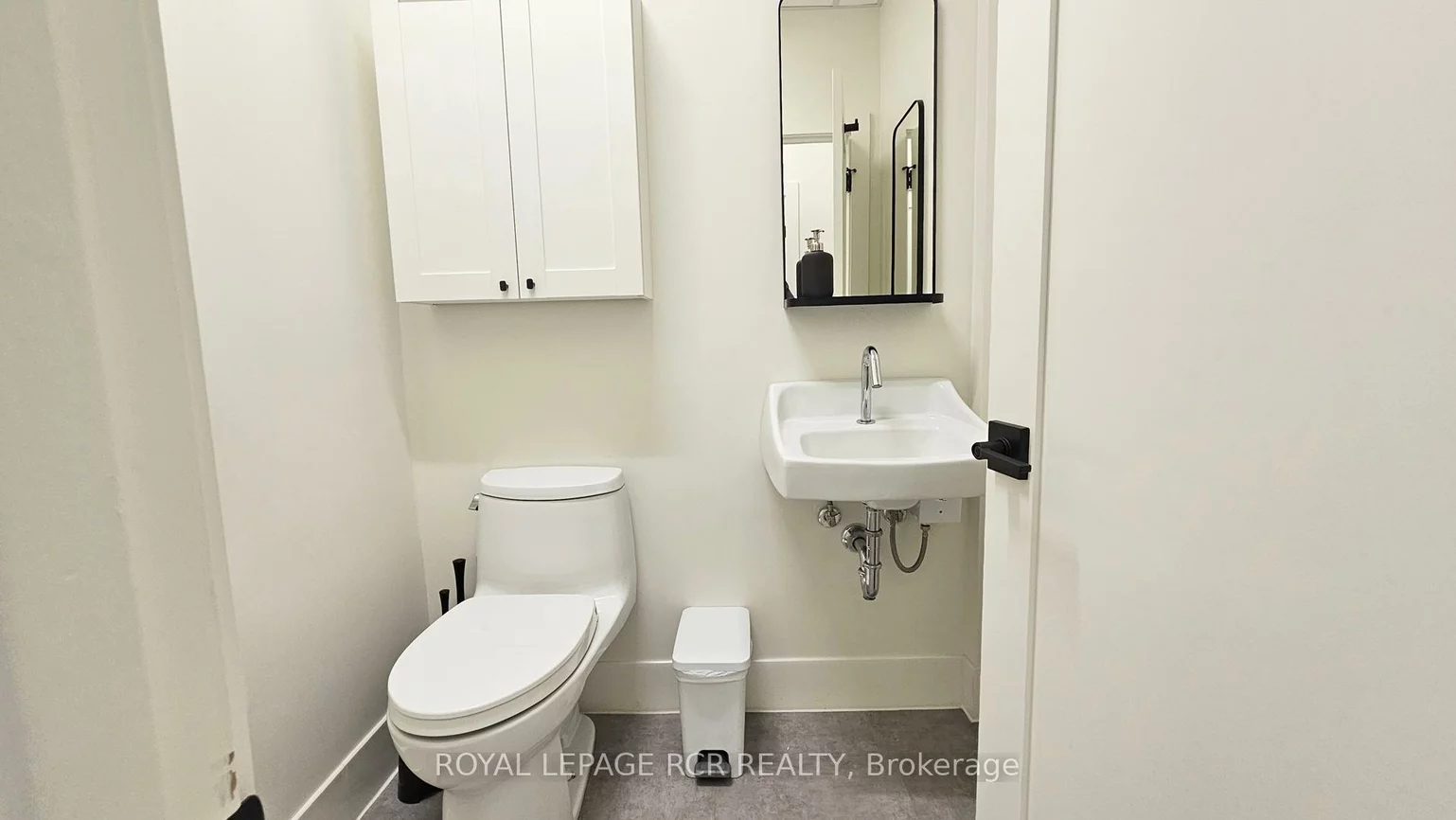 18, King, Bolton East, Caledon