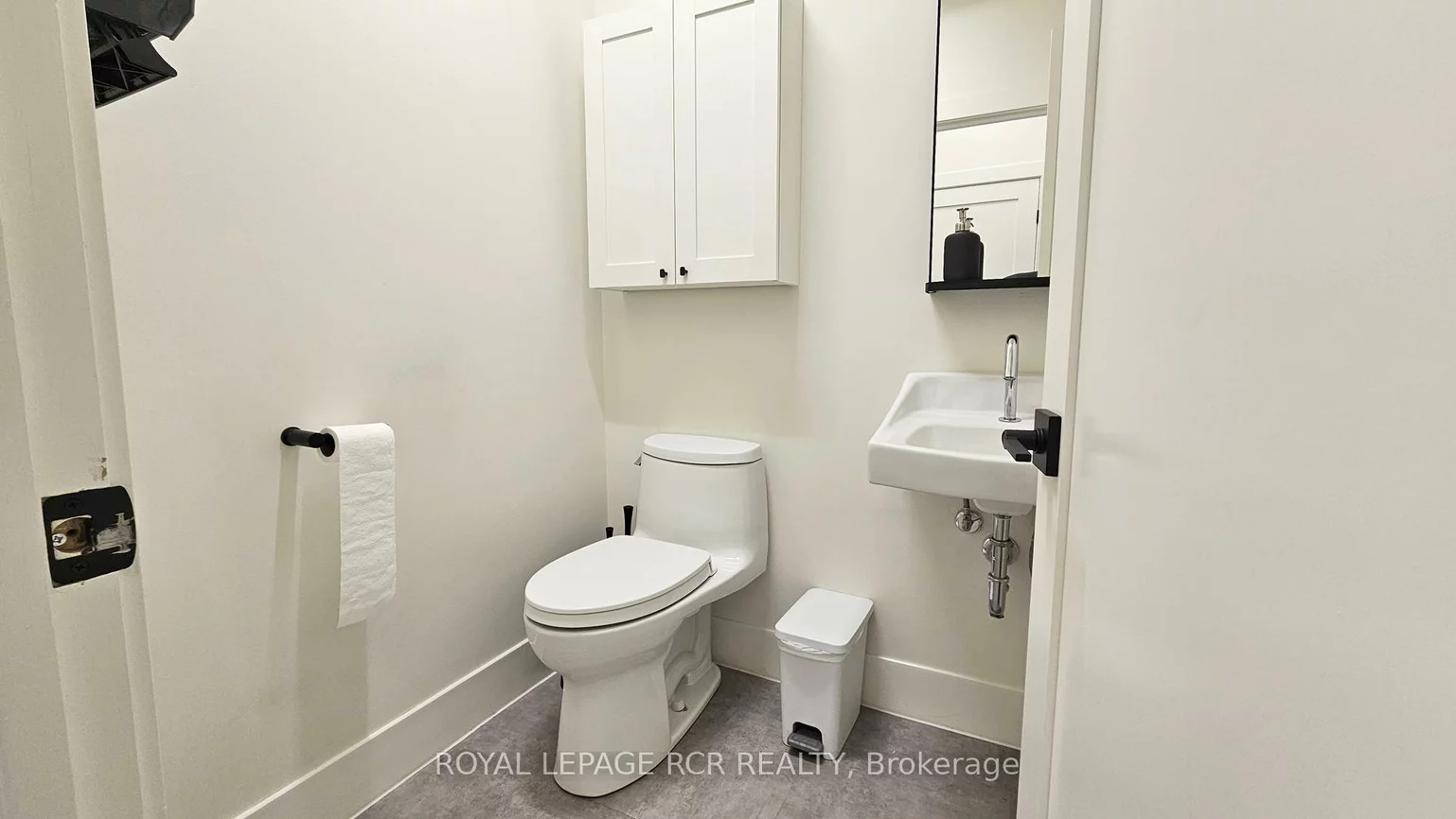 18, King, Bolton East, Caledon