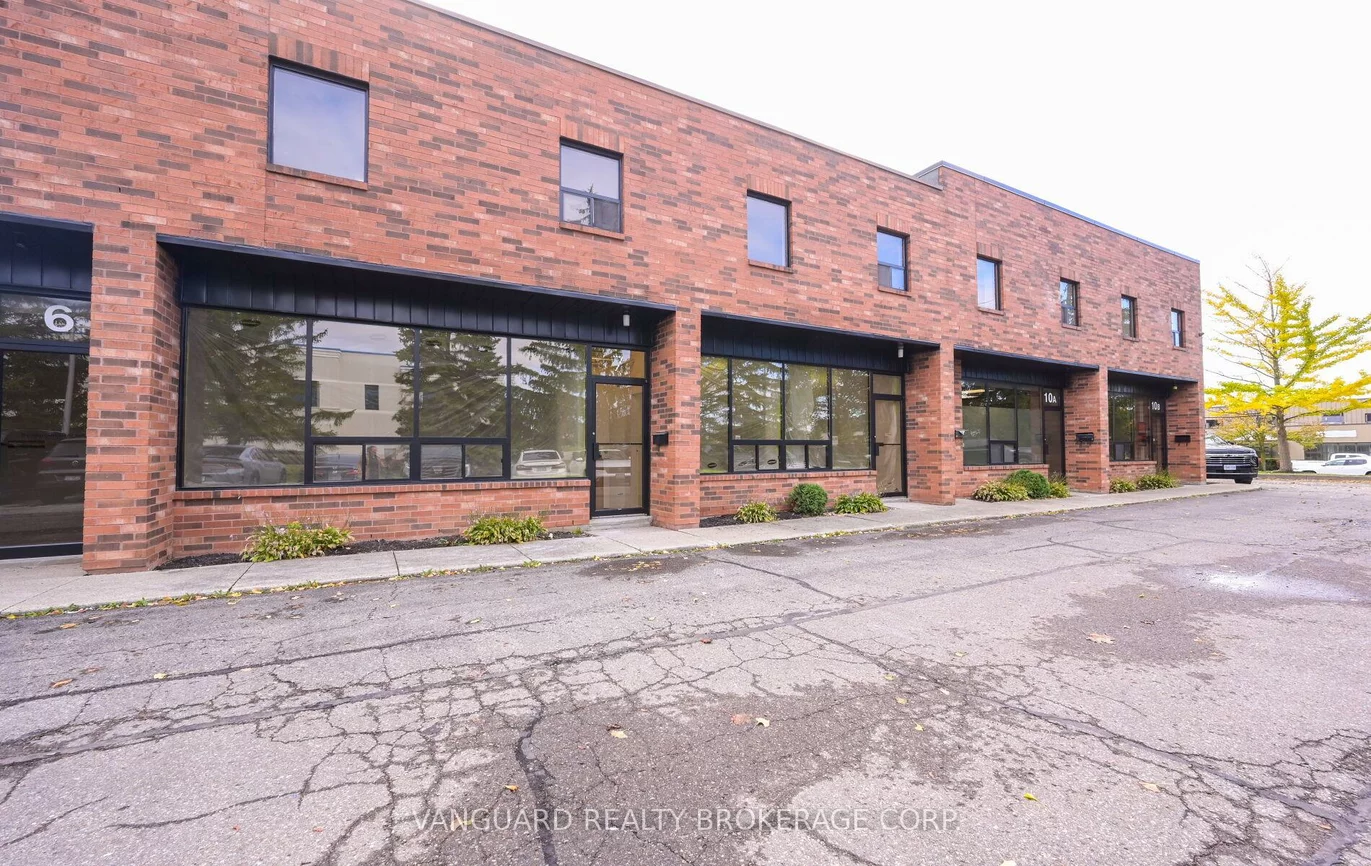 13, Holland, Bolton West, Caledon