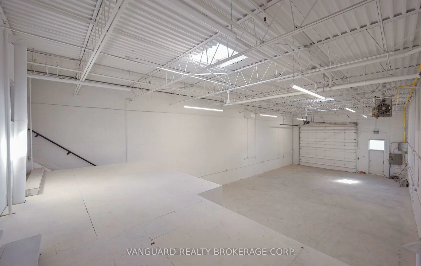 13, Holland, Bolton West, Caledon