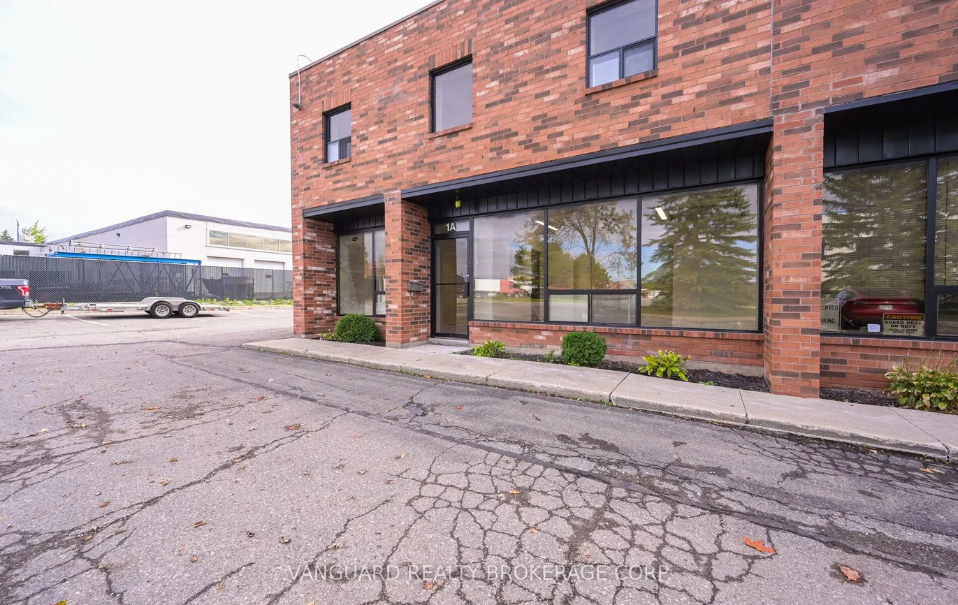 13, Holland, Bolton West, Caledon