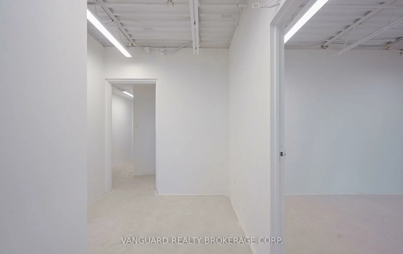 13, Holland, Bolton West, Caledon