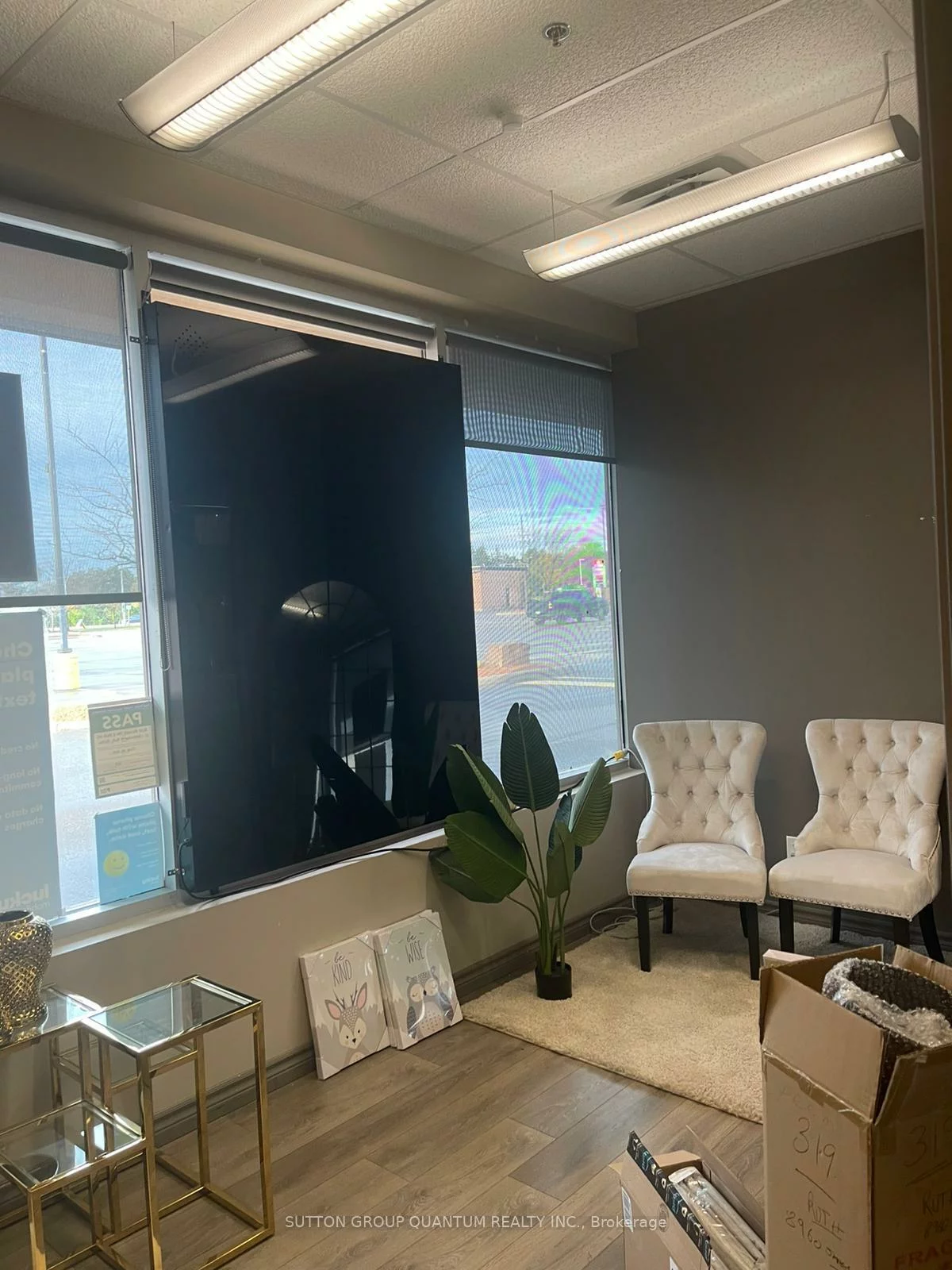 1, QUEENSGATE, Bolton East, Caledon