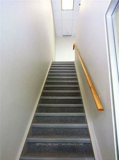 365, Healey, Bolton West, Caledon