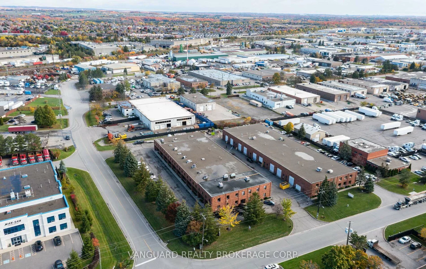 13, Holland, Bolton West, Caledon