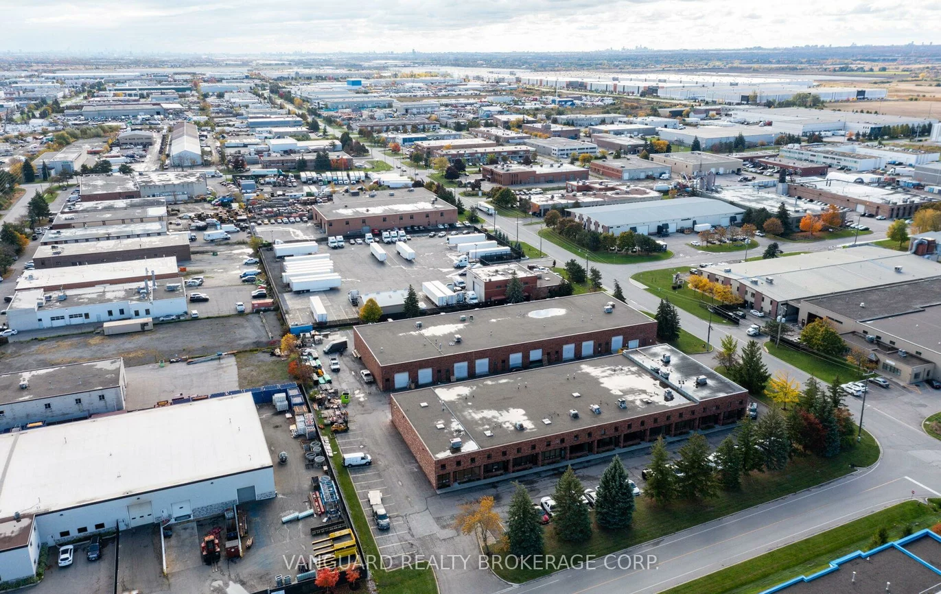 13, Holland, Bolton West, Caledon