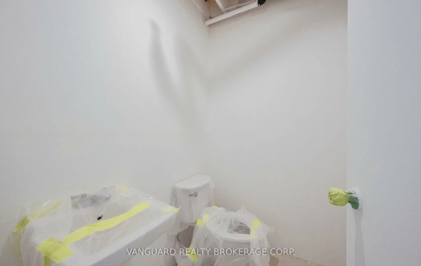 13, Holland, Bolton West, Caledon