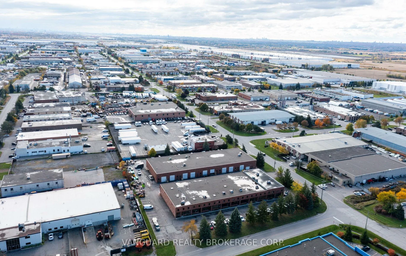 13, Holland, Bolton West, Caledon