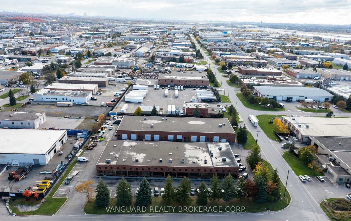 13, Holland, Bolton West, Caledon