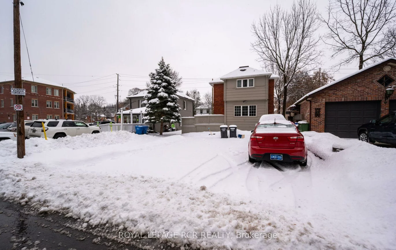 69, King, Bolton West, Caledon