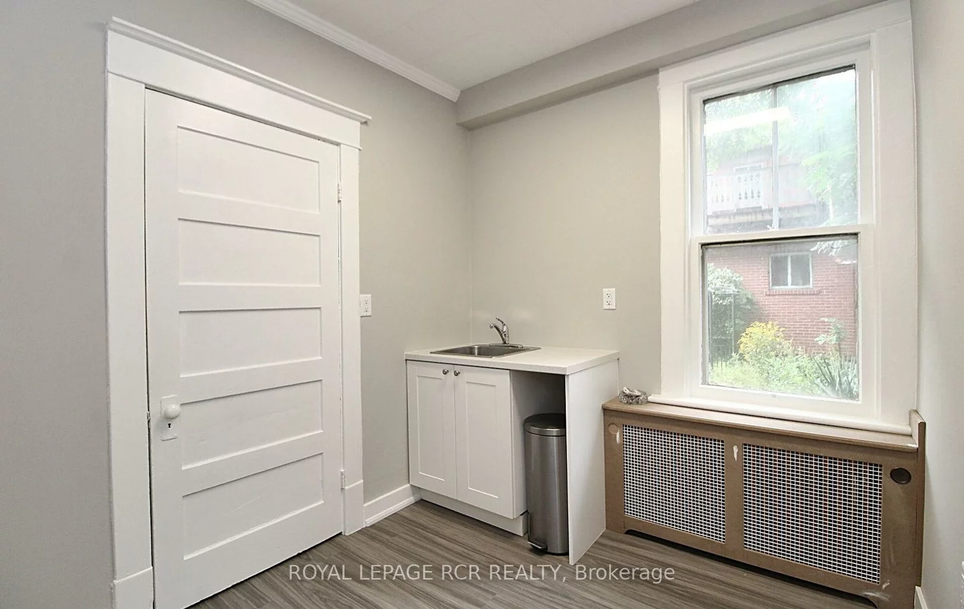 69, King, Bolton West, Caledon