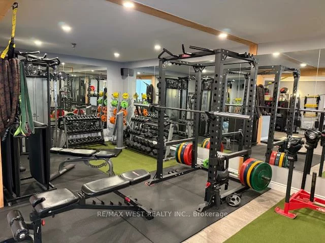 1, Marconi, Bolton West, Caledon