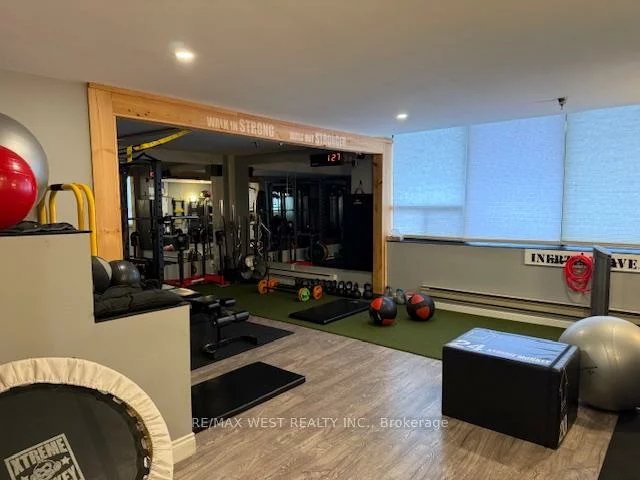 1, Marconi, Bolton West, Caledon