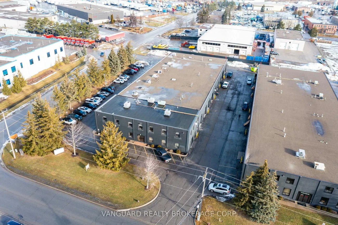 11, Holland, Bolton West, Caledon