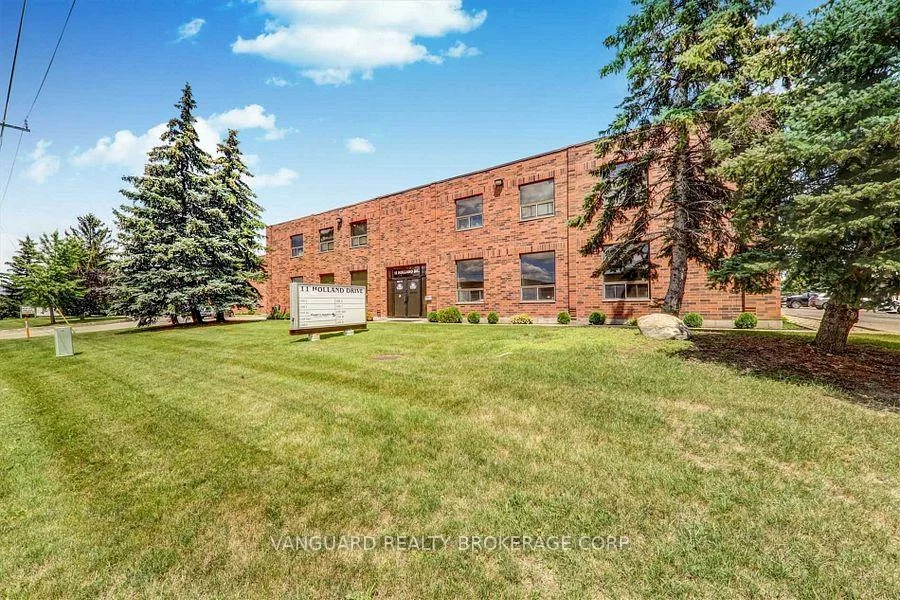 11, Holland, Bolton West, Caledon