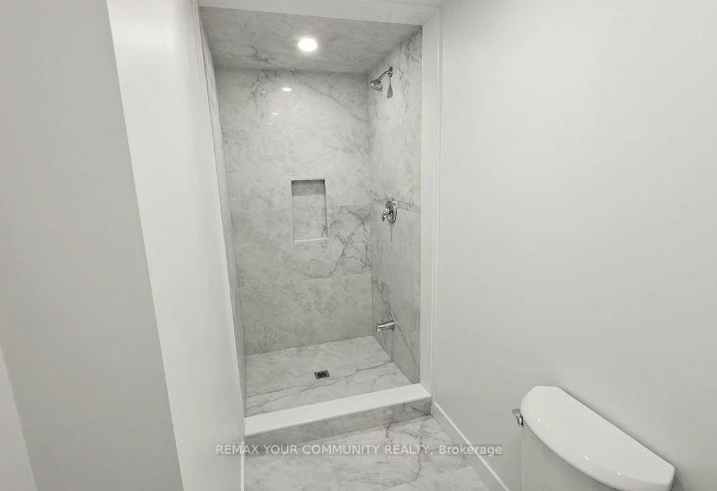 1, Marconi, Bolton West, Caledon