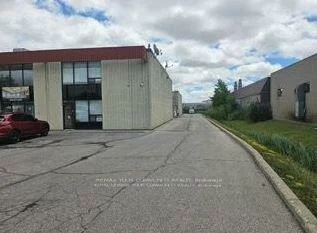 1, Marconi, Bolton West, Caledon