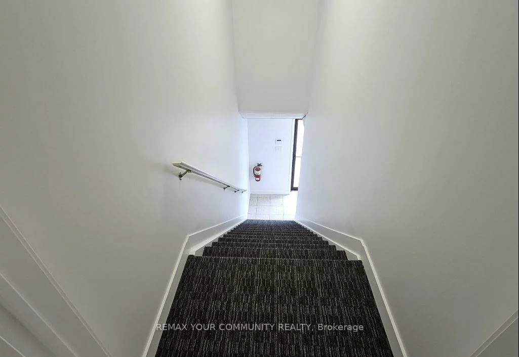 1, Marconi, Bolton West, Caledon