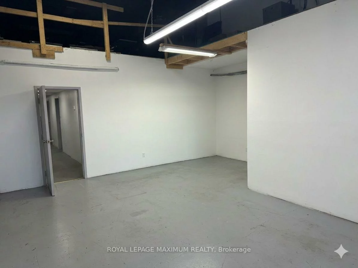 68, Healey, Bolton West, Caledon