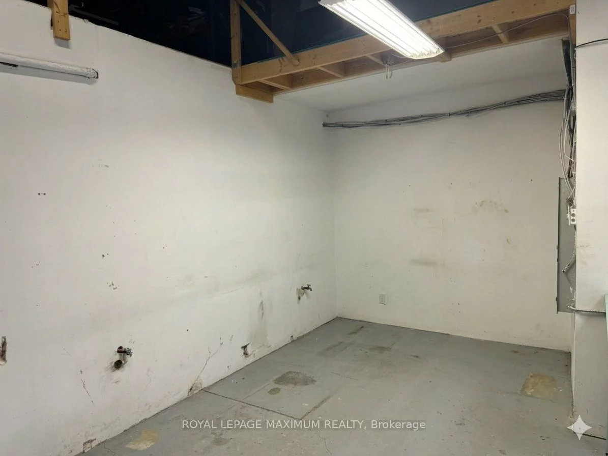 68, Healey, Bolton West, Caledon