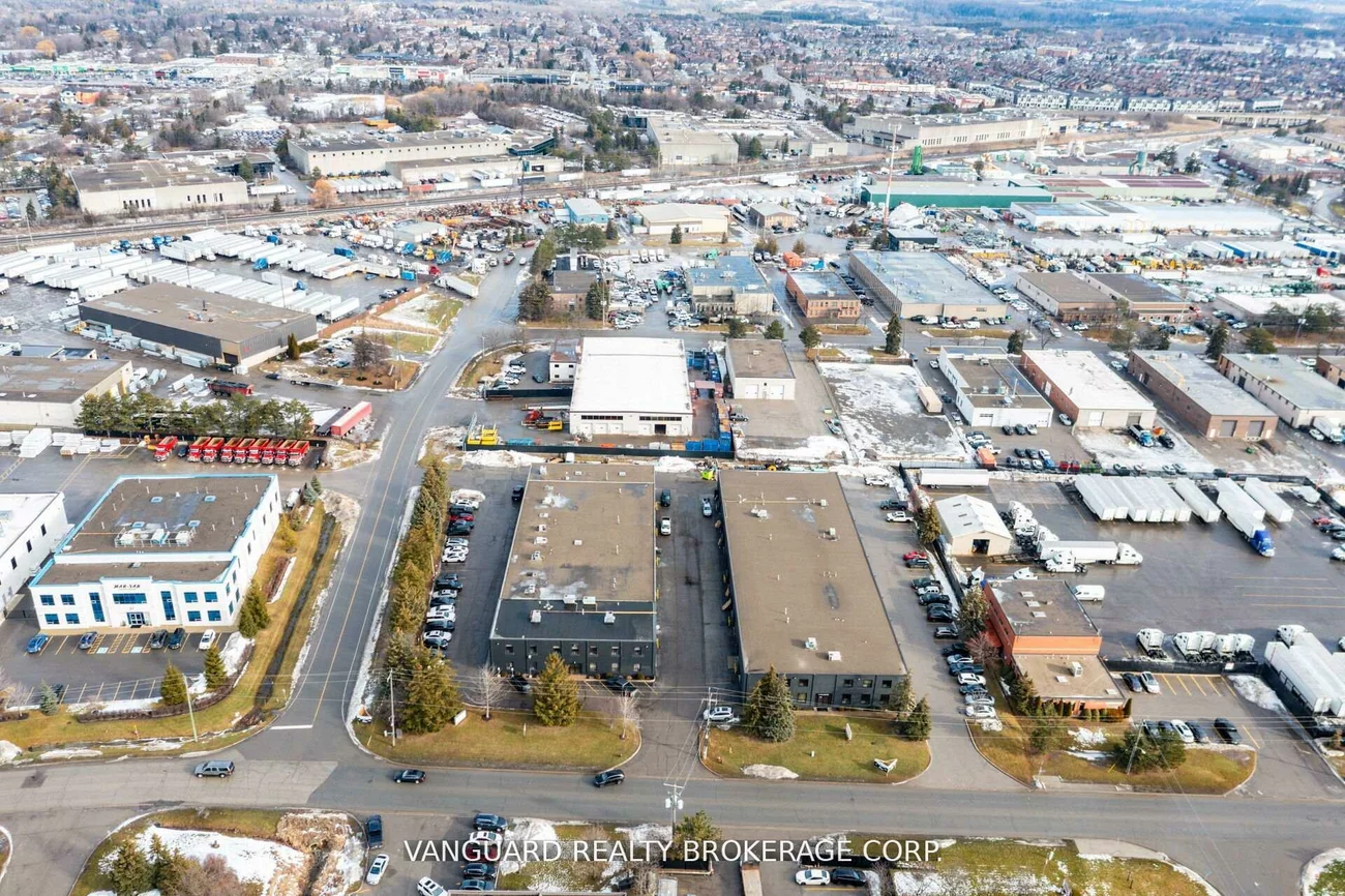 13, Holland, Bolton West, Caledon