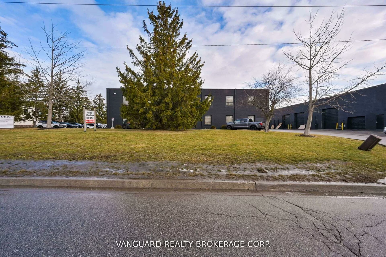 13, Holland, Bolton West, Caledon