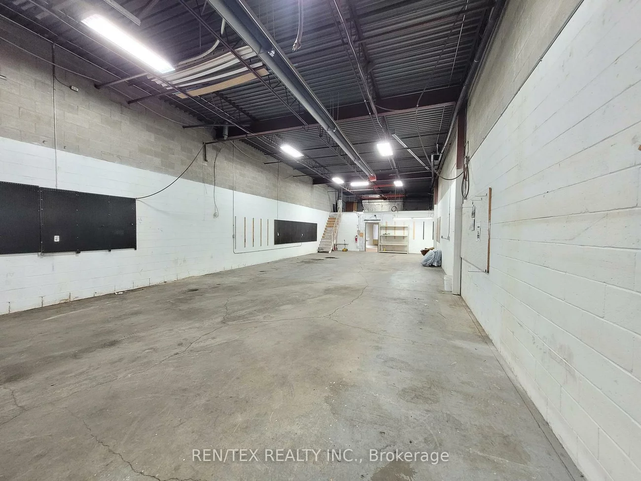 4, Marconi, Bolton West, Caledon