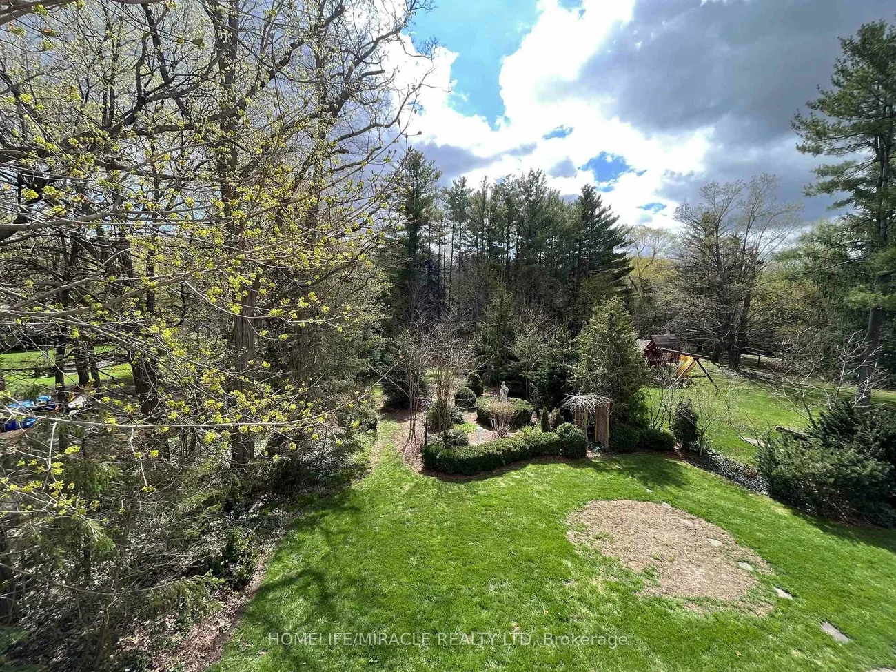 115, King, Rural Caledon, Caledon